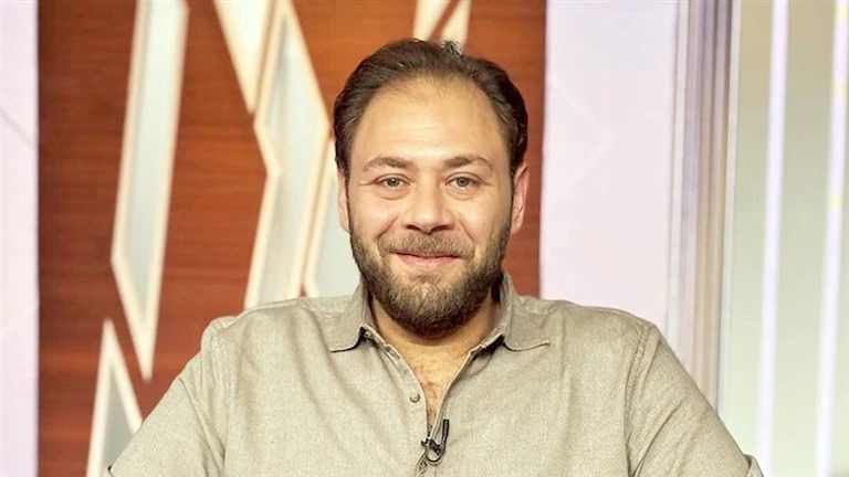محمد علي رزق يتحدث عن مسيرة والده العصامية من الكوافيرات إلى امتلاك محل كشري كبير 2 محمد علي رزق يتحدث عن مسيرة والده العصامية من الكوافيرات إلى امتلاك محل كشري كبير