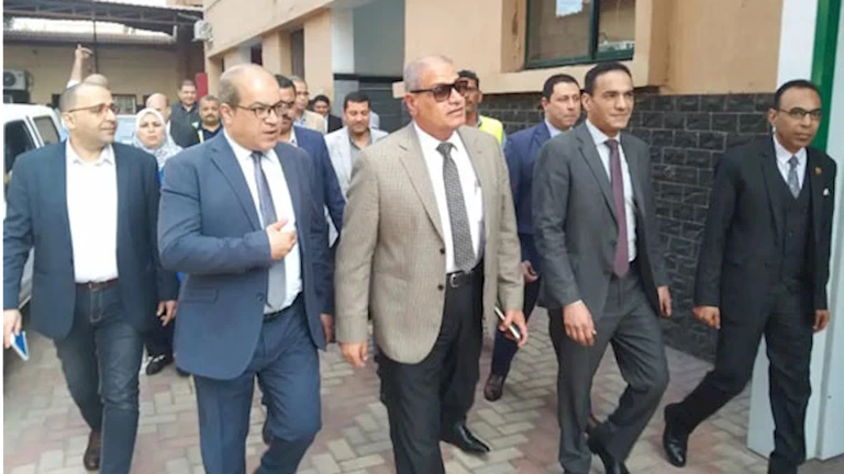 بعد استعادة الثقة، الدستاوي يقوم بجولة تفقدية في "شمال القاهرة للكهرباء" 2 بعد استعادة الثقة، الدستاوي يقوم بجولة تفقدية في “شمال القاهرة للكهرباء”