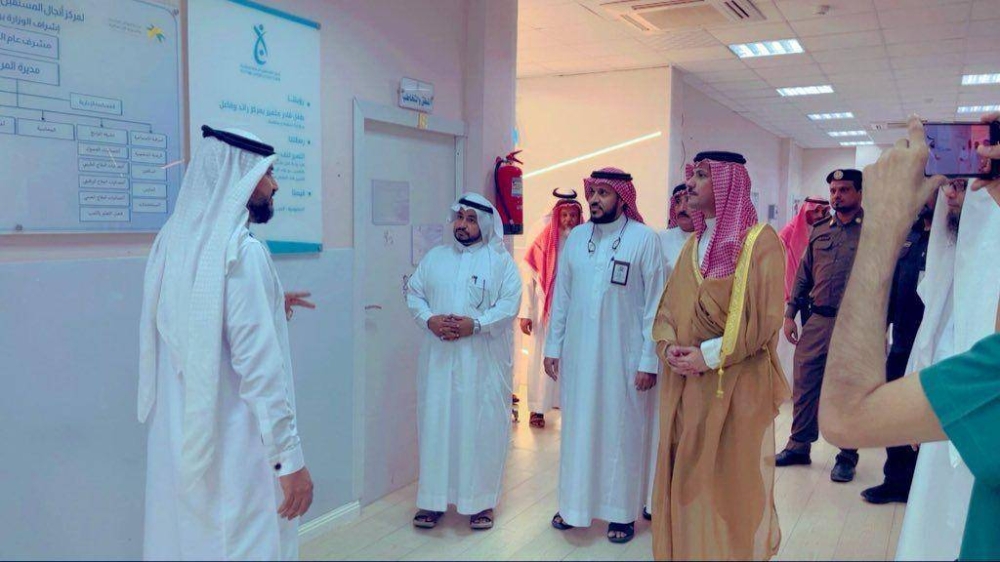 محافظ الحرث يستعرض مشاريع جمعية البر ومركز أنجال المستقبل لذوي الإعاقة 2 محافظ الحرث يستعرض مشاريع جمعية البر ومركز أنجال المستقبل لذوي الإعاقة
