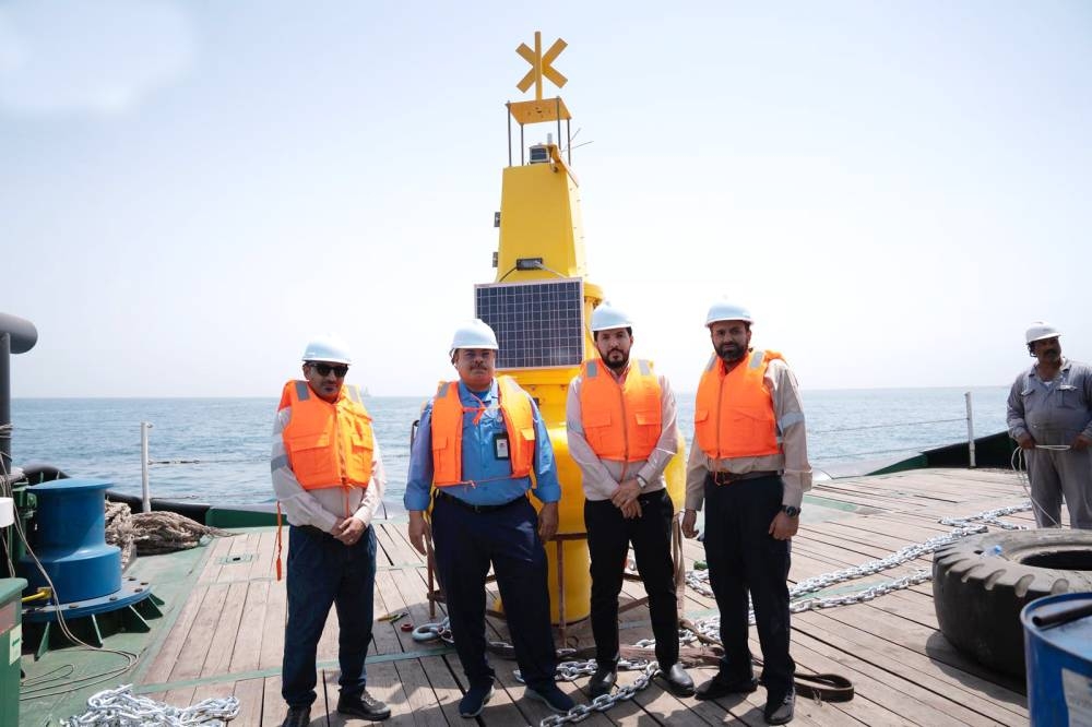 إطلاق أول عوامة ذكية لرصد جودة مياه الخليج العربي 2 إطلاق أول عوامة ذكية لرصد جودة مياه الخليج العربي