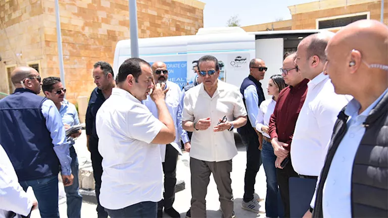 وزير الصحة يقوم بجولة في مستشفى الحمام ومارينا ويكشف عن تفاصيل جديدة 2 وزير الصحة يقوم بجولة في مستشفى الحمام ومارينا ويكشف عن تفاصيل جديدة