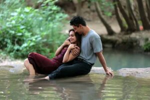 خروج اجمل من السجن.. مسلسل المدينة البعيدة الحلقة 28 الأخيرة مترجم الموسم الأول 7 مسلسل المدينة البعيدة الحلقة 28 الأخيرة مترجم