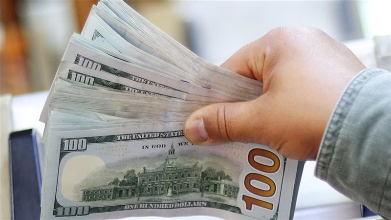 تطورات تدعم الليرة .. سعر الدولار مقابل الليرة السورية اليوم الاحد 8 يونيو 2025 في السوق السوداء ثالث ايام عيد الاضحي 2 تطورات تدعم الليرة .. سعر الدولار مقابل الليرة السورية اليوم الاحد 8 يونيو 2025 في السوق السوداء ثالث ايام عيد الاضحي