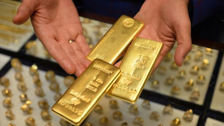 فلوسك هتزيد قيمتها: سعر سبيكة ذهب 5 جرام btc اليوم الاربعاء 18 يونيو 2025 في سوق الصاغة 2 فلوسك هتزيد قيمتها: سعر سبيكة ذهب 5 جرام btc اليوم الاربعاء 18 يونيو 2025 في سوق الصاغة