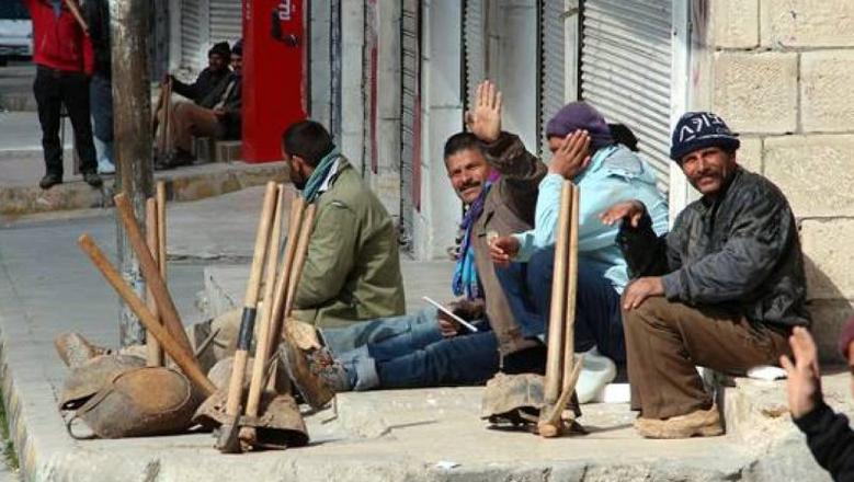 استفيد بــ1500 جنيه.. لينك الاستعلام عن منحة العمالة الغير منتظمة بالرقم القومي manpower.gov.eg واهم الشروط