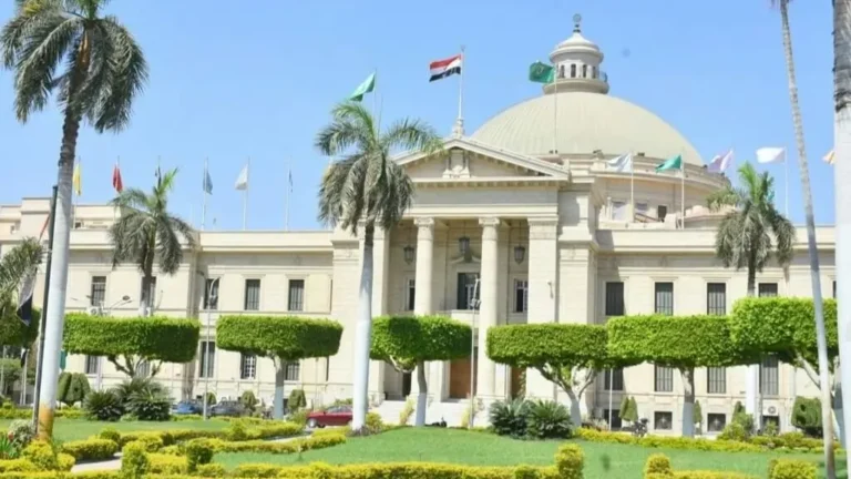 القبول بالجامعات وفقًا للقرار الوزاري الجديد تنسيق الدبلومات الفنية 2025 لكل التخصصات نظام 3 و5 سنوات 2 القبول بالجامعات وفقًا للقرار الوزاري الجديد تنسيق الدبلومات الفنية 2025 لكل التخصصات نظام 3 و5 سنوات